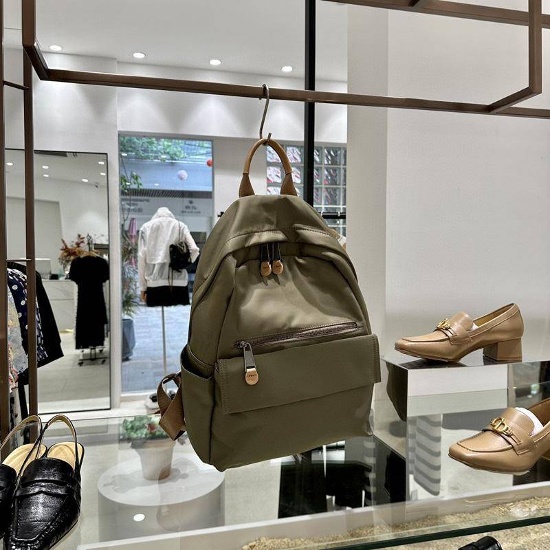 Damen Rucksack Trend Einfache Casual Reisetasche Oxford Tuch Rucksack Damen Schultasche 42*33*16CM von Joom DACH