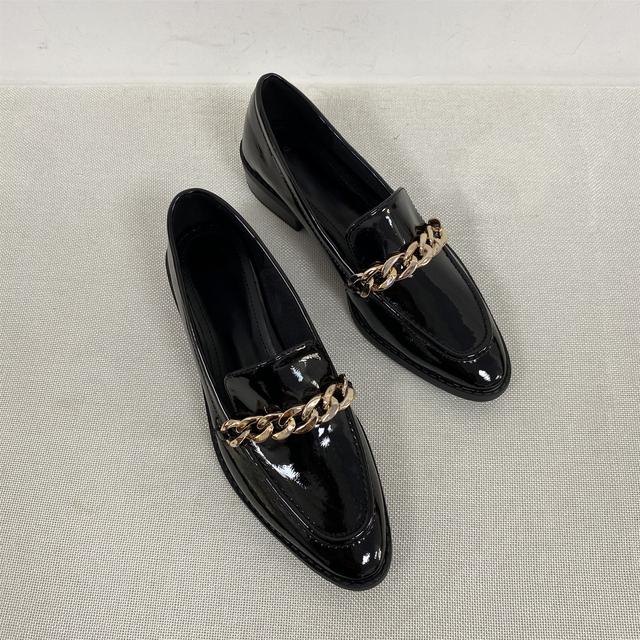 Damen Slipper Mode Einfaches Design Damenschuhe Bequem Kettendekoration Flache Absätze Runde Zehenpartie Damen Ballerinas Schuhe 36 schwarz von Joom DACH