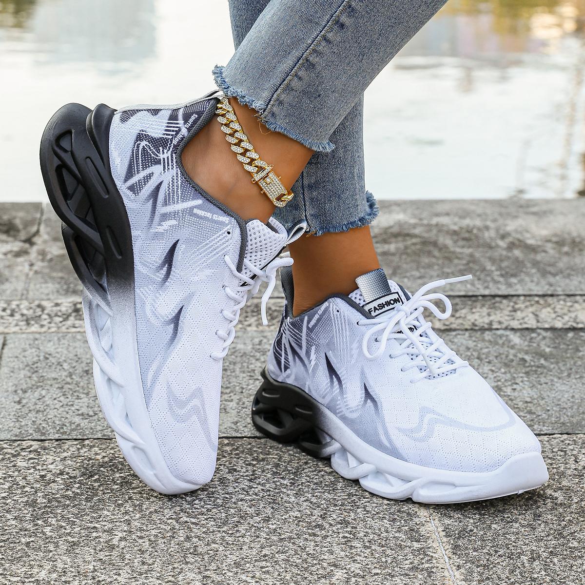 Damen Sneakers 2025 Neue Mode Atmungsaktive Trainer Bequeme Sneakers Damen Mesh Stoff Schnürschuhe Damenschuhe 40 schwarz von Joom DACH