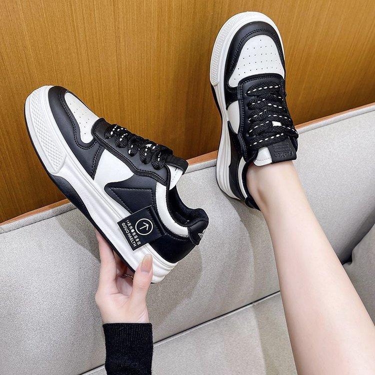 Damen Sneakers Frühling Neue Dicke Sohle Nischenplattform Freizeit Student Sport Mode Klobige Sneakers 40 schwarz von Joom DACH