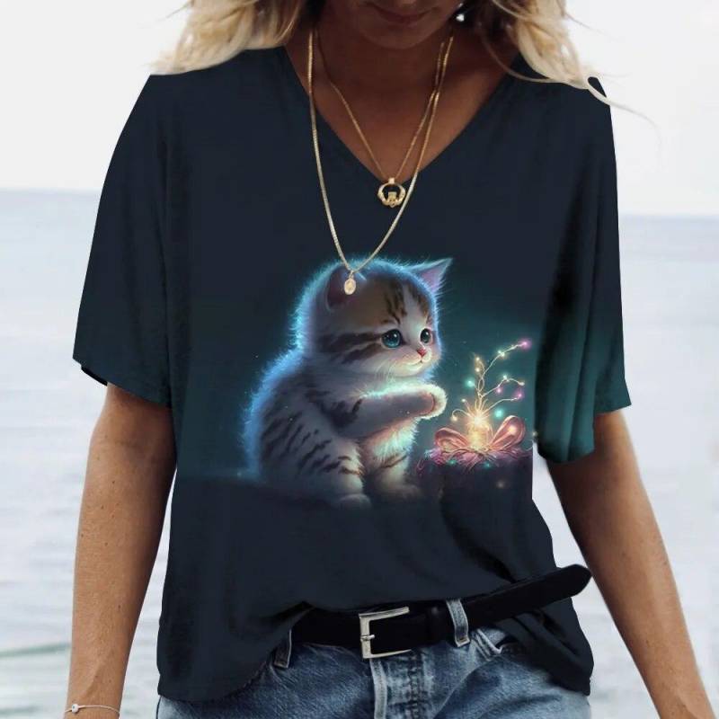 Damen T-Shirt Kawaii Cat Print 3D T-Shirt Top Mädchen Y2k Kleidung Sommer Kurzarm T-Shirts V-Ausschnitt Casual Holiday Female T-Shirt 5XL von Joom DACH