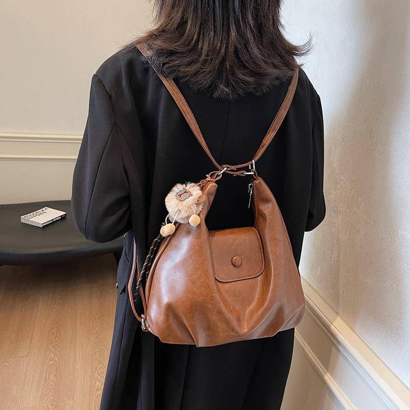 Damen Tote Bag mit großem Fassungsvermögen, Pendler-Rucksack-Design, Einzelschultertasche, leichter Reiserucksack With pendant braun von Joom DACH