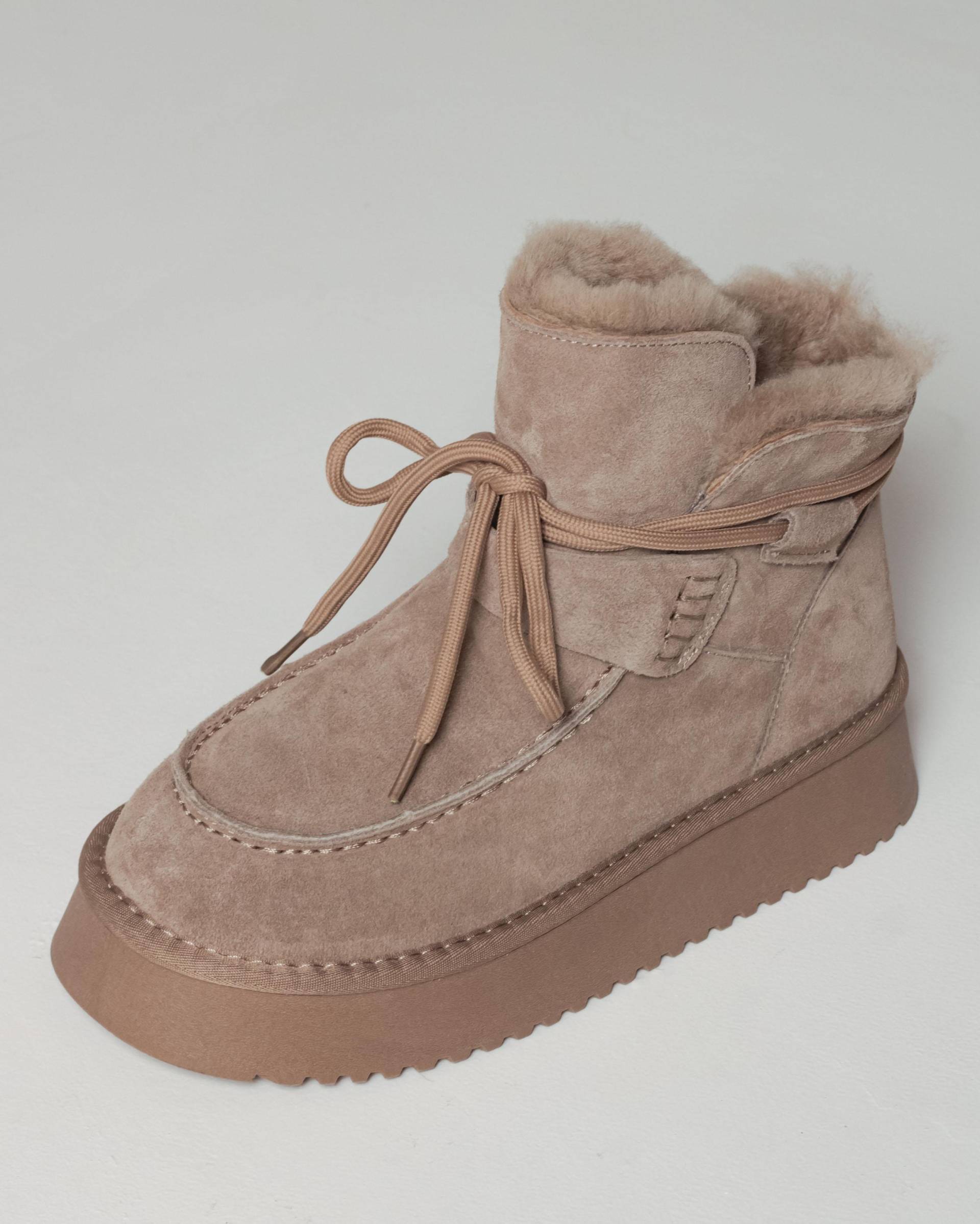 Damen-Ugg-Stiefel auf der Plattform Lifexpert 80563 36 aus schwarzem Wildleder 38 mandel von Joom DACH