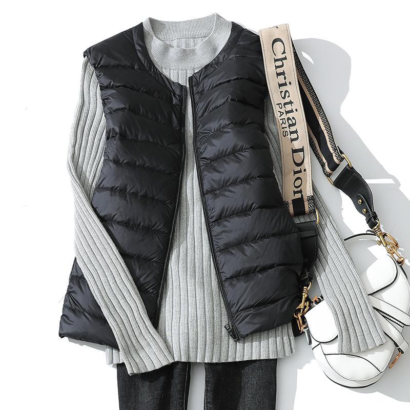 Damen Ultraleichte Daunenweste Leichte Weste Weiblicher Winddichter Warmer Weißer Entendaunen Ärmelloser Daunenjackenmantel 7XL von Joom DACH