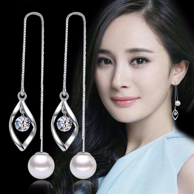 Damen Vintage Koreanische Mode Elegante Einfache Anti-Allergie Zirkon Kristall Perle Baumeln Lange Quaste Verdrehte Ohr Linie Ohrstecker Schmuck Weihnachten Geschenk silber von Joom DACH