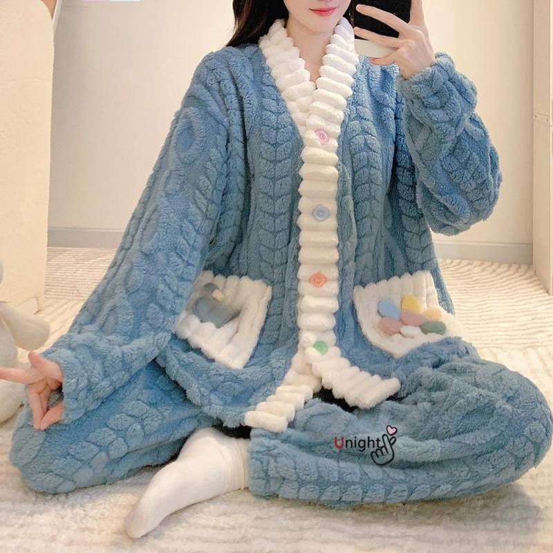 Damen Winter Pyjama Set Warme Winter Korallen Fleece Nachtwäsche Flanell Plus Size Pyjama Nachtwäsche Home Kleidung 4XL von Joom DACH