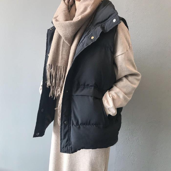 Damen Winter Weste Einfarbig Übergröße Warme Weste Flauschige Casual Knopf Warme Weste Ärmellose Westen 4XL von Joom DACH