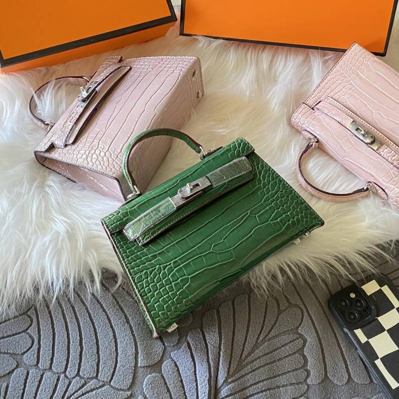 Damen neue exquisite Umhängetasche, kleine Tasche, Krokodilmuster-Tasche, hochwertige Mini-Vielseitigkeitshandtasche. 22cm Damen neue exquisite Umhängetasche, kleine Tasche, Krokodilmuster-Tasche, hochwertige Mini-Vielseitigkeitshandtasche. 22cm von Joom DACH