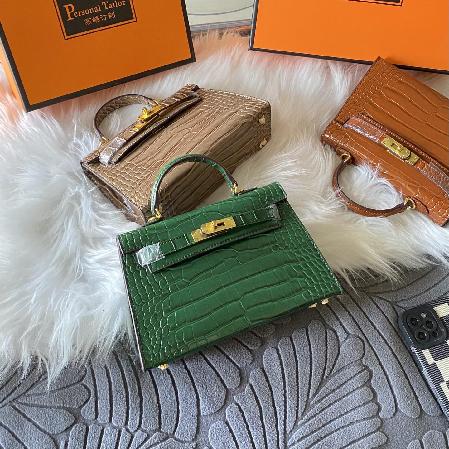 Damen neue exquisite Umhängetasche, kleine Tasche, Krokodilmuster-Tasche, hochwertige Mini-Vielseitigkeitshandtasche. 22cm von Joom DACH