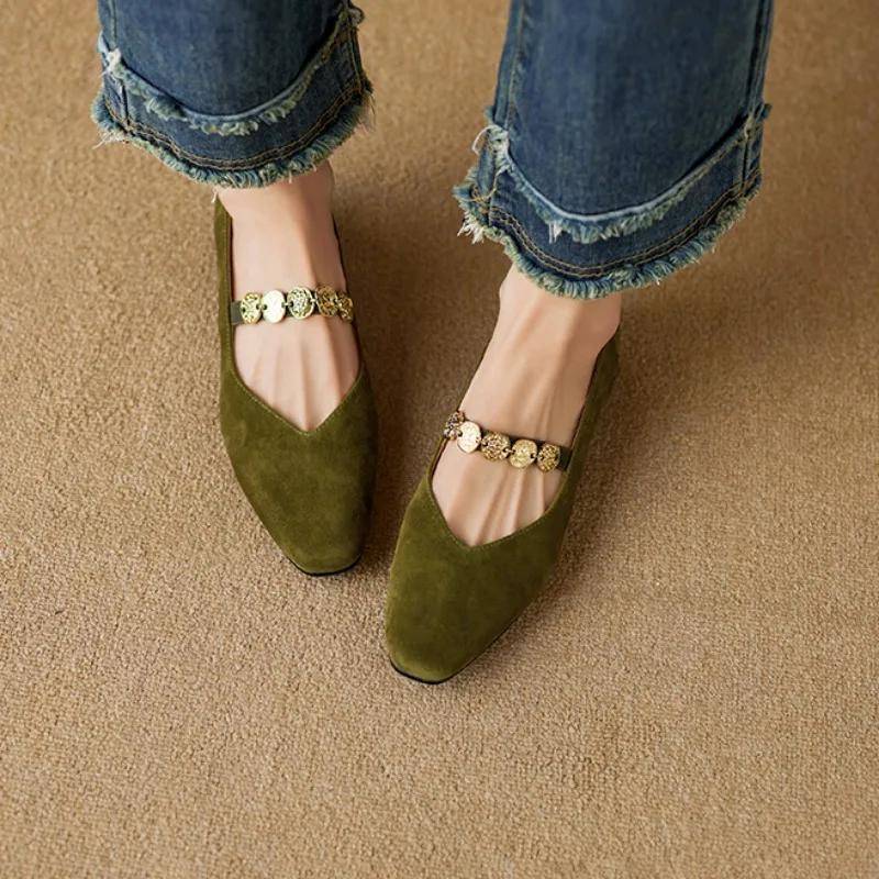 Damenschuhe Slip-on Damen High Heels Mode Metalldekoration Büro und Karriere Neue Square Toe Mary Jane Schuhe 40 von Joom DACH