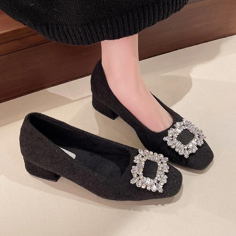 Designer Crystal Damen Mary Jane Schuhe Mode Flache Slipper Frühling Herbst Partykleid Schuhe mit niedrigem Absatz 40 schwarz von Joom DACH