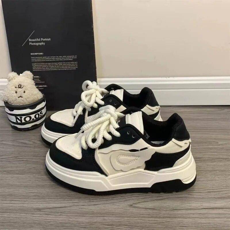 Designer Damen Atmungsaktive Lila Sneakers Flügelschuhe für Mädchen Dicker Absatz Sneakers Lässige Laufplattform Y2K Lolita Schuhe 40 schwarz Designer Damen Atmungsaktive Lila Sneakers Flügelschuhe für Mädchen Dicker Absatz Sneakers Lässige Laufplattform Y2K Lolita Schuhe 40 schwarz von Joom DACH