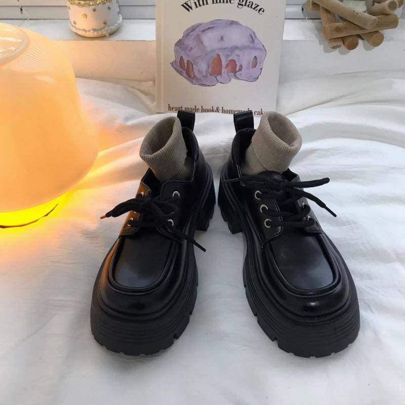 Dicke High Heel Schnürschuhe aus Leder für Damen Frühling und Herbst Neu Britischer Stil Schwarz Alles-Passend Erhöhte Einschichtige Schuhe Mode 40 von Joom DACH