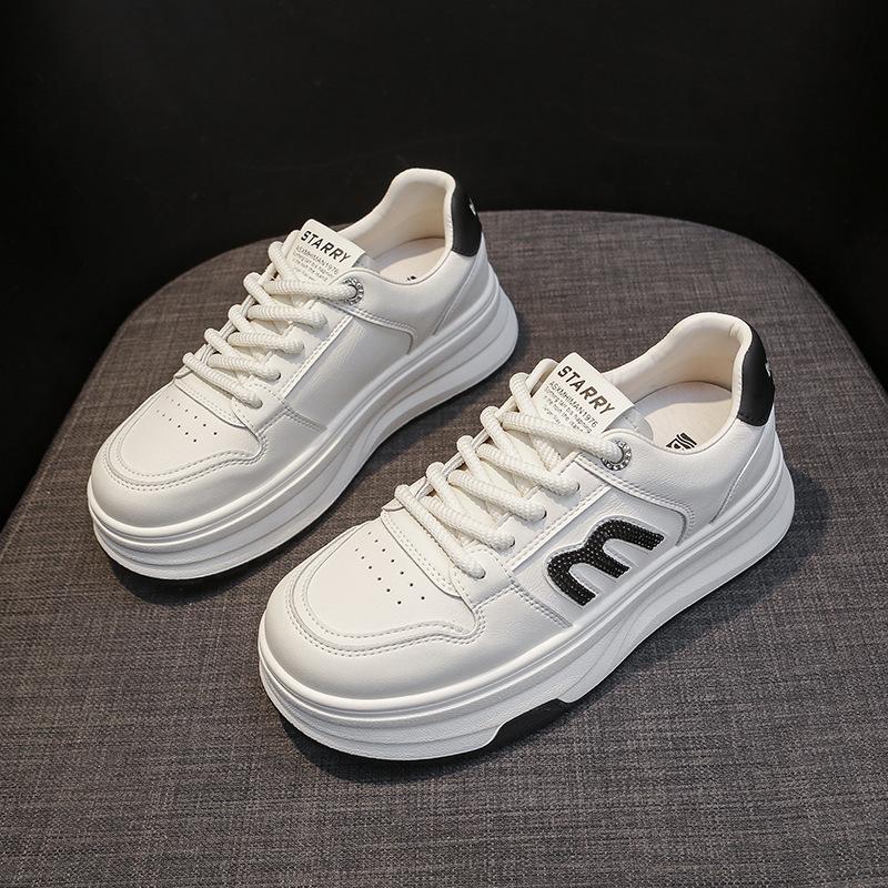 Dicke Sohle Höhenerhöhende Board Schuhe Frühling und Herbst Neue Leder Weiße Schuhe Damen Schuhe All-Matching und Leichte Freizeit-Sneaker 40 von Joom DACH