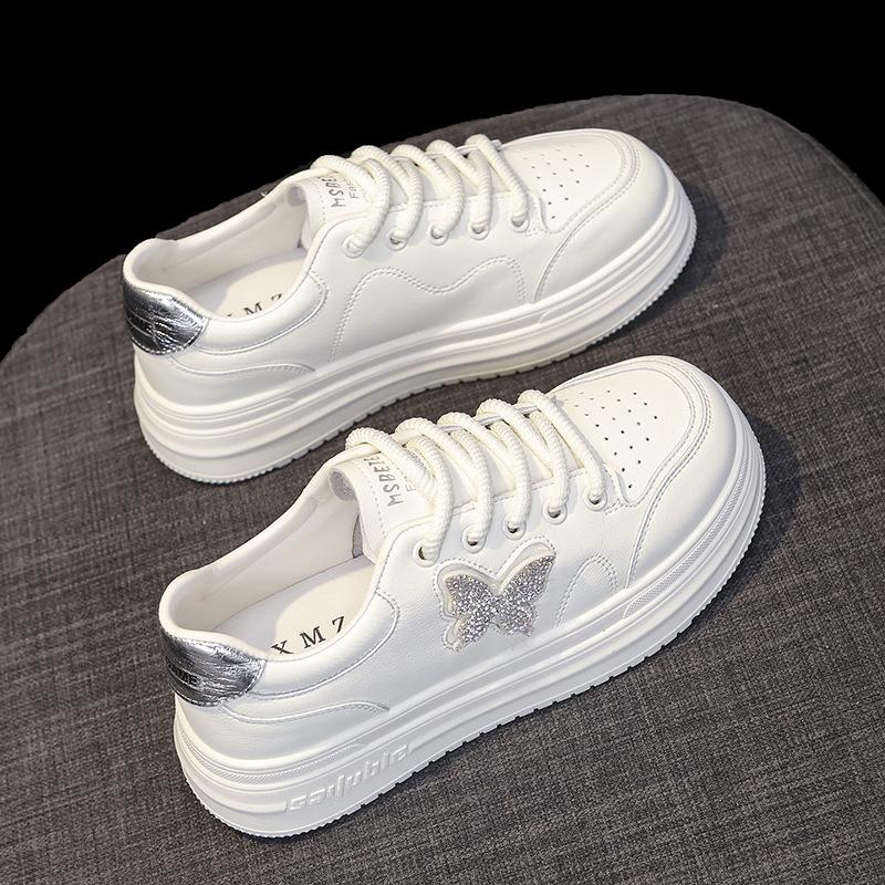 Dicke Sohle Höhenvergrößernde Board Schuhe Leder Weiße Schuhe Atmungsaktiv Sommer Damen Schuhe Frühling und Herbst Neu Vielseitig Lässiger Sneaker 40 von Joom DACH