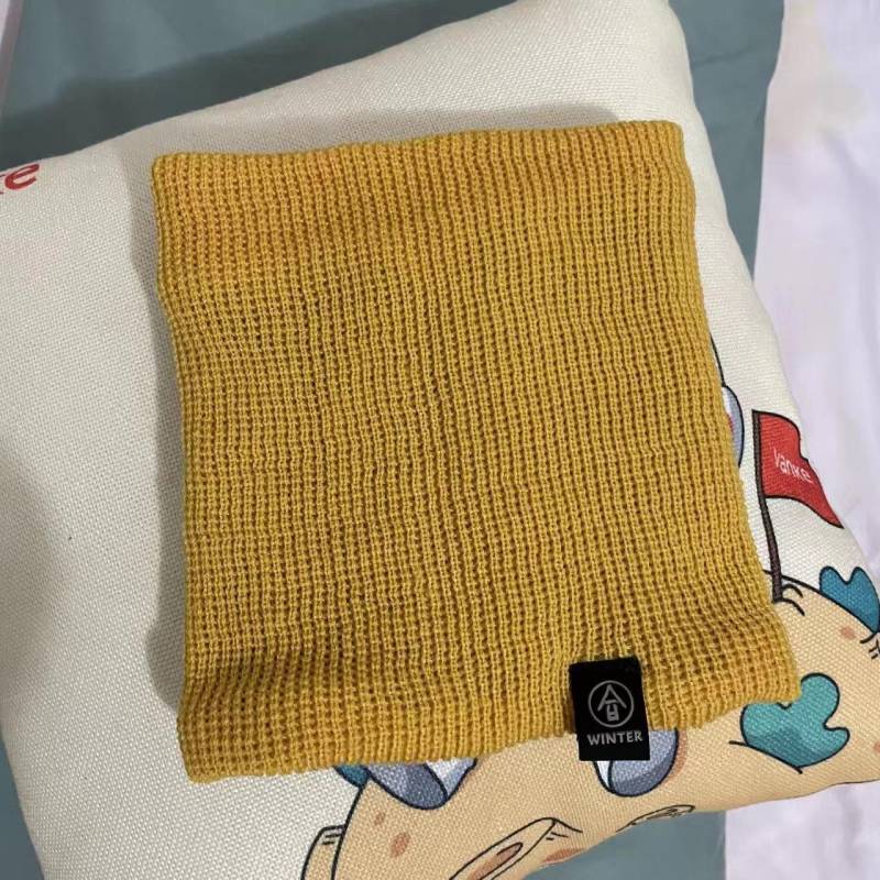 Doppellagiger, weich gestrickter Halsschal mit Baumwollsamtfutter, warmer Winterschal für Damen und Herren, Paare, reine Farbe, Halsmanschette gelb von Joom DACH