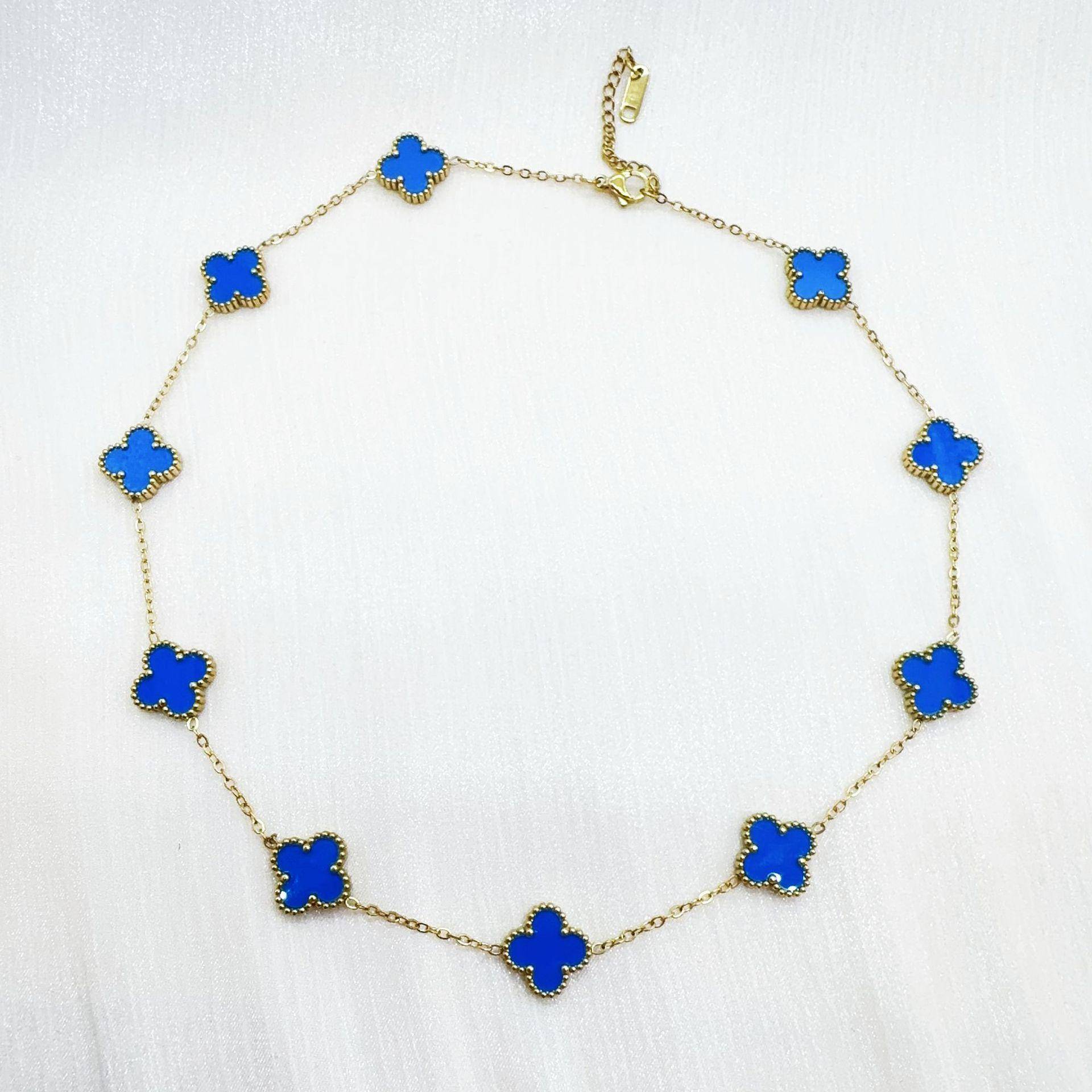 Doppelseitige Halskette aus Titanstahl mit zehn Blumen und vierblättrigem Kleeblatt für Damen, verliert nicht die Farbe, Temperament, Schlüsselbeinkette, Schmuck blau von Joom DACH