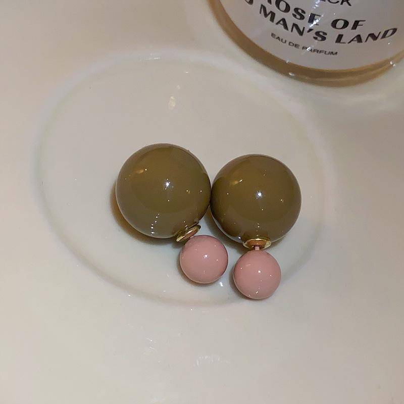 Doppelseitige runde Kugelohrringe für Frauen, luxuriöser süßer rosa Ohrstecker, neu 2023, einfarbig, einzigartiges Zubehör kaffeebraun von Joom DACH