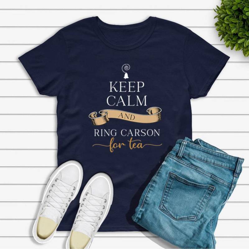 Downton Abbey T-Shirt Keep Calm and Ring Carson for Tea T-Shirt Lustige Shirts für Frauen Kurzärmeliges Freizeit-T-Shirt Sommeroberteile M navy blau Downton Abbey T-Shirt Keep Calm and Ring Carson for Tea T-Shirt Lustige Shirts für Frauen Kurzärmeliges Freizeit-T-Shirt Sommeroberteile M navy blau von Joom DACH