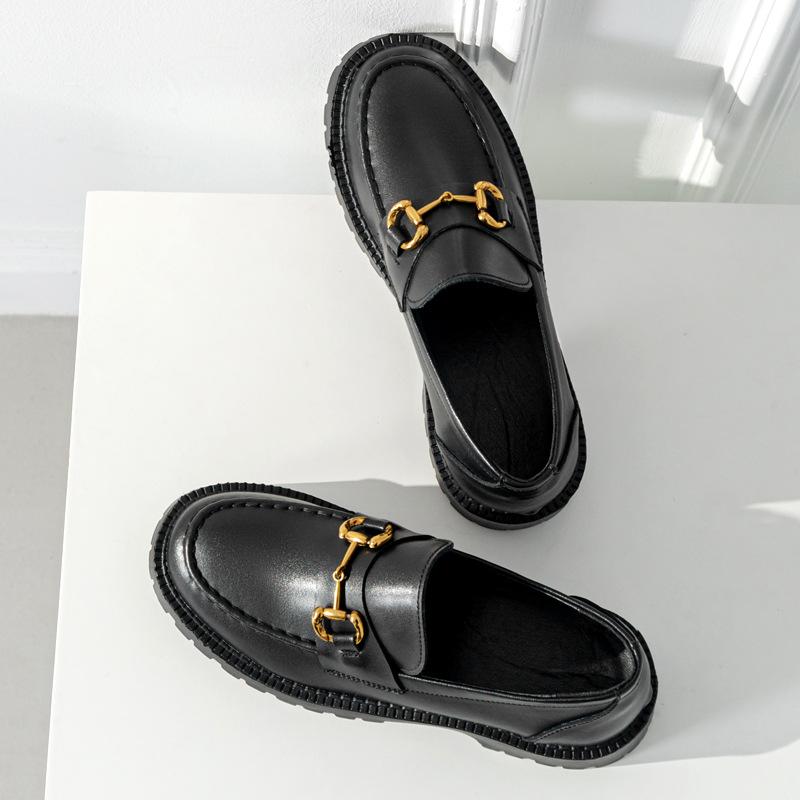 Echte Lederschuhe Dicke Sohle Damen Frühling Neu Britischer Stil Slipper Weiche Sohle Retro Loafer 40 von Joom DACH