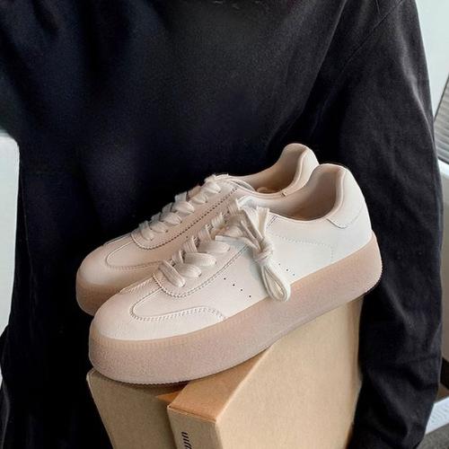 Echtes Leder Deutsche Trainingsschuhe Damenschuhe Dicke Sohle Atmungsaktiv Weiße Schuhe Herbst Neu Allround-Board-Schuhe Freizeitsneaker 40 von Joom DACH