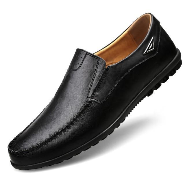 Echtes Leder Herren Freizeitschuhe Luxusmarke Herren Loafer Mokassins Atmungsaktive Slipper Schwarze Fahrschuhe Übergröße 41 schwarz von Joom DACH