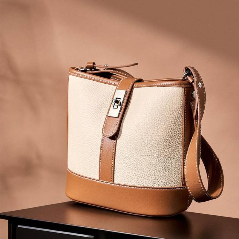 Eimerbeutel aus Rindsleder Vielseitige Ledertasche für Damen Neues Nischendesign Beliebte Umhängetasche Schultertasche weiß von Joom DACH