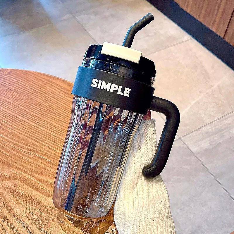 Einfache große Kapazität handliche Plastikbecher Mädchen Büro Becher Griff Stroh Wasserbecher Paar Trinkbecher von Joom DACH