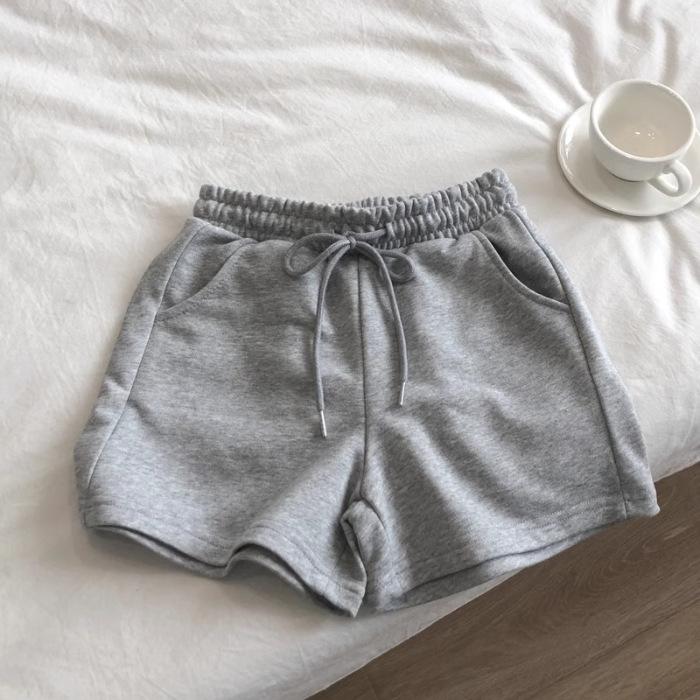 Einfache kleine lässige Shorts für Damen im Sommer Neue graue vielseitige Outdoor-Trage-Jogging-Sportshorts für Damen S grau von Joom DACH