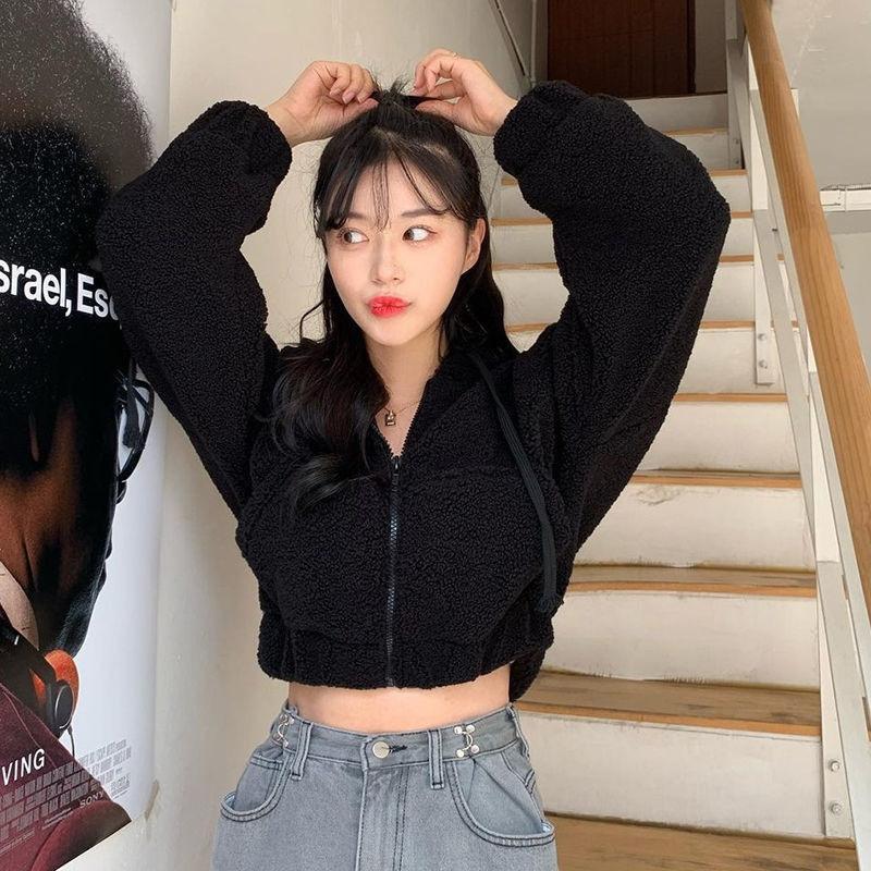 Einfarbig Altersreduzierend Lammplüsch Kapuzen Kängurutasche Reißverschluss Kurzes Sweatshirt für Damen Im Herbst und Winter Slim Kleine Jacke M von Joom DACH