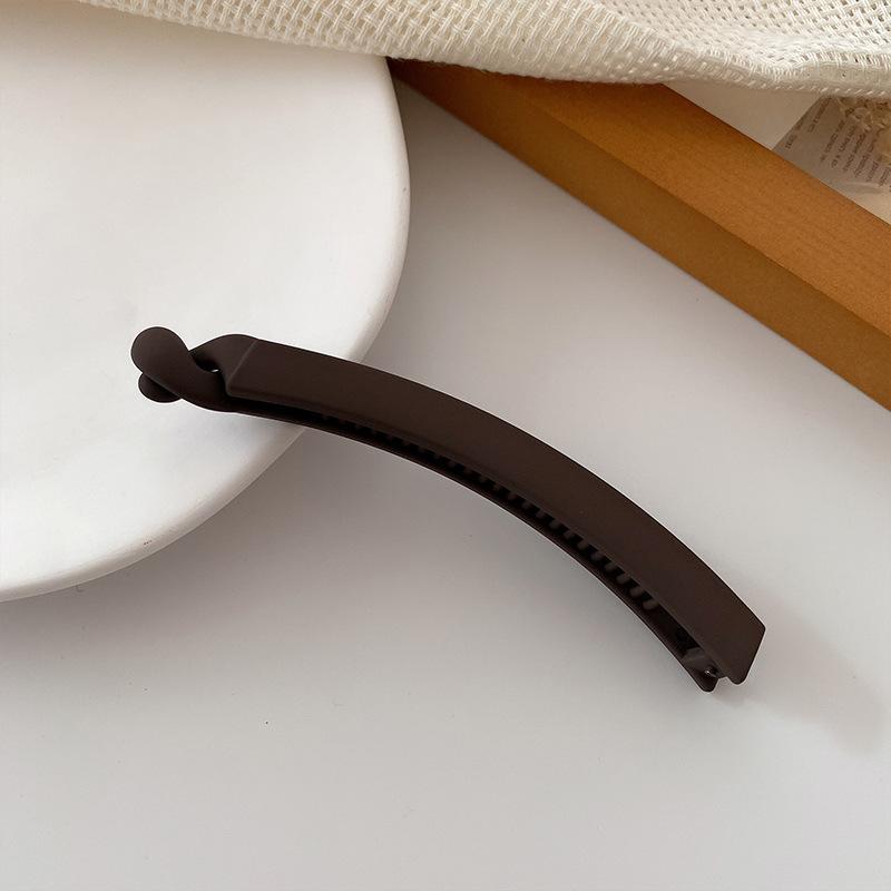 Einfarbige, gefrostete Bananen-Haarspangen, modische Pferdeschwanzhalter, Haarspangen für Frauen und Mädchen, Haarnadeln, Haarspangen, Haar-Accessoires für Frauen braun von Joom DACH