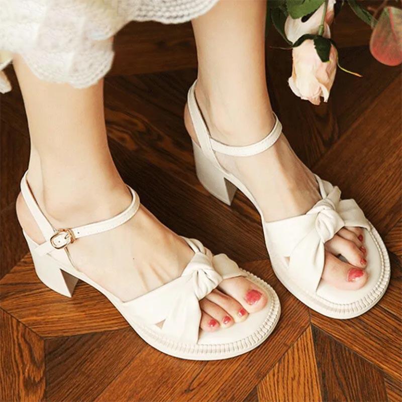 Einfarbige geflochtene Sandalen Damen Allround-Mode Dicke Ferse Weiches Leder Ein-Wort-Schnallenriemen Feenstil Damenschuhe mit Röcken 40 beige von Joom DACH