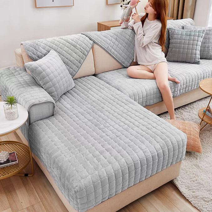 Einfarbiges Plüschsofakissen, einfaches Anti-Rutsch-Kissen für Herbst und Winter, verdicktes Sofatuch aus Winterflanell 70*70cm von Joom DACH