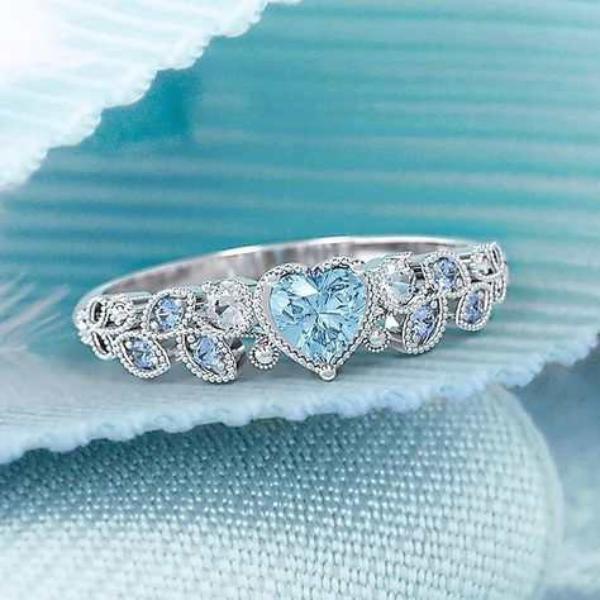 Elegante schöne Frau Mode exquisite natürliche Aquamarin Edelstein Diamant Blatt Herz Ring edle Prinzessin Vorschlag Verlobung Ehering 10 silber von Joom DACH