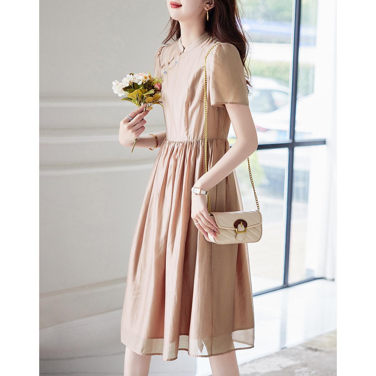 Elegantes A-Stich-Kleid für den Sommer. Neues Pendler-Kleid mit Stehkragen und Knöpfen für Damen, mittellang XL von Joom DACH