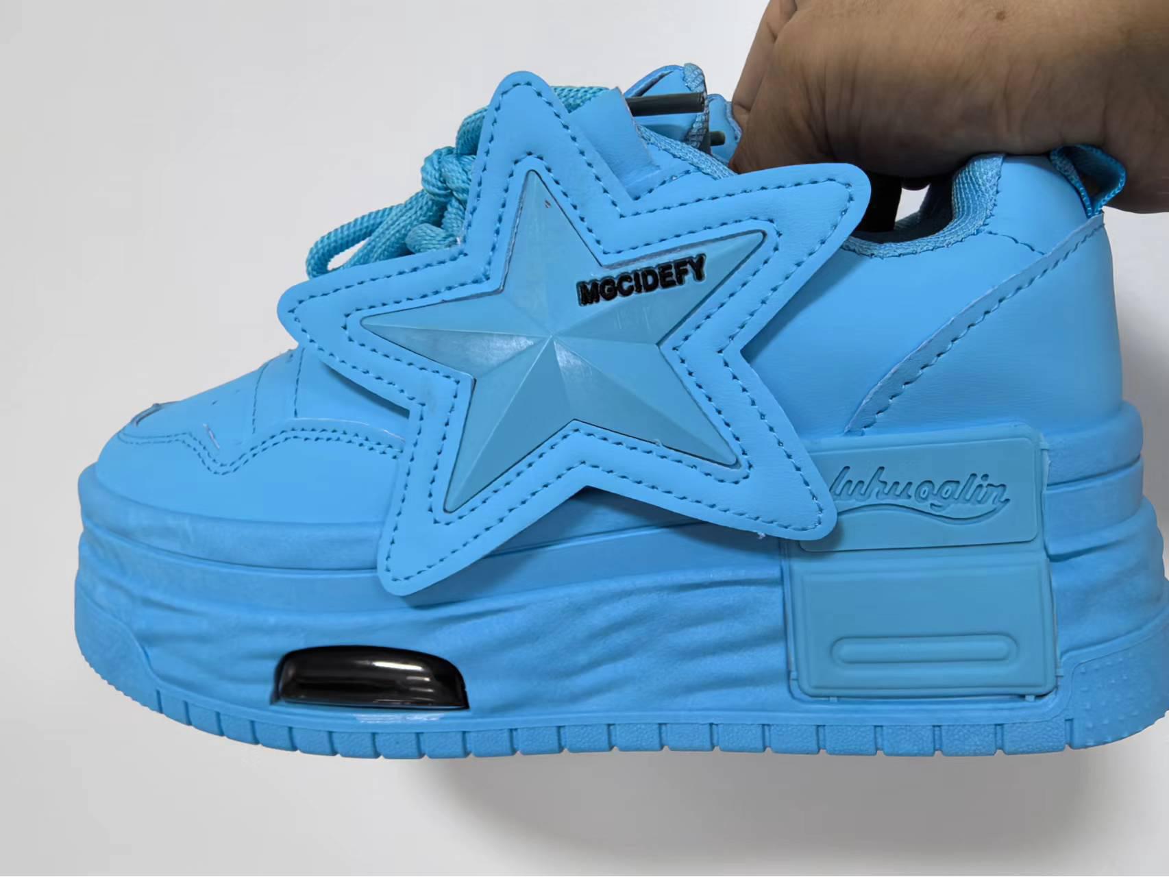 Europäische Damen-Plateau-Sneaker: 2024 Frühling Leichte Mode Lässige Weiße Schuhe mit Dicken Sohlen 41 blau von Joom DACH