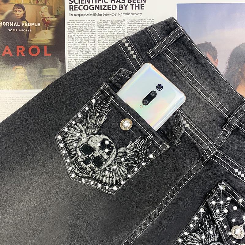 Europäische Street Fashion Slim Fit Elastische Jeans mit gesticktem Totenkopf und heißem Diamant-Design für Damen 2XL schwarz grau von Joom DACH