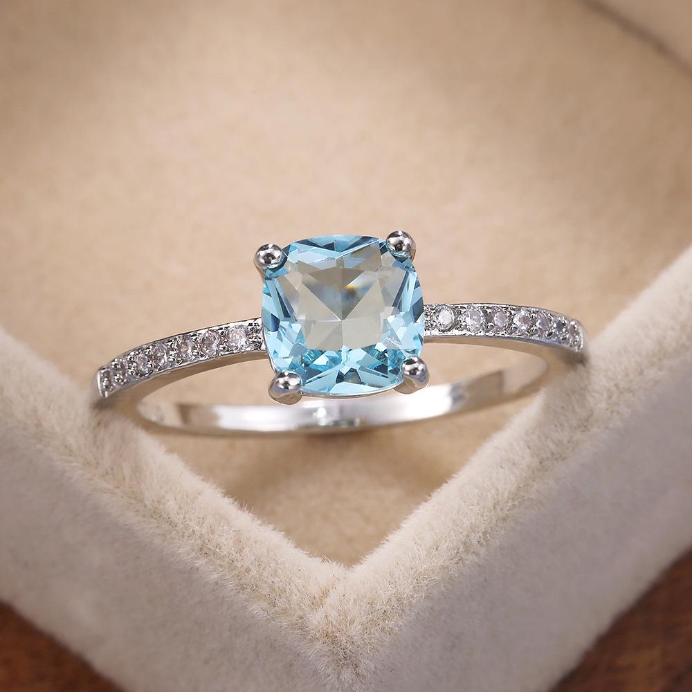 Europäischer & Amerikanischer Saphirblauer Zirkon Quadratischer Diamant Verlobungsring für Damen - Schlichtes, Elegantes Design Size 6 Europäischer & Amerikanischer Saphirblauer Zirkon Quadratischer Diamant Verlobungsring für Damen - Schlichtes, Elegantes Design Size 6 von Joom DACH