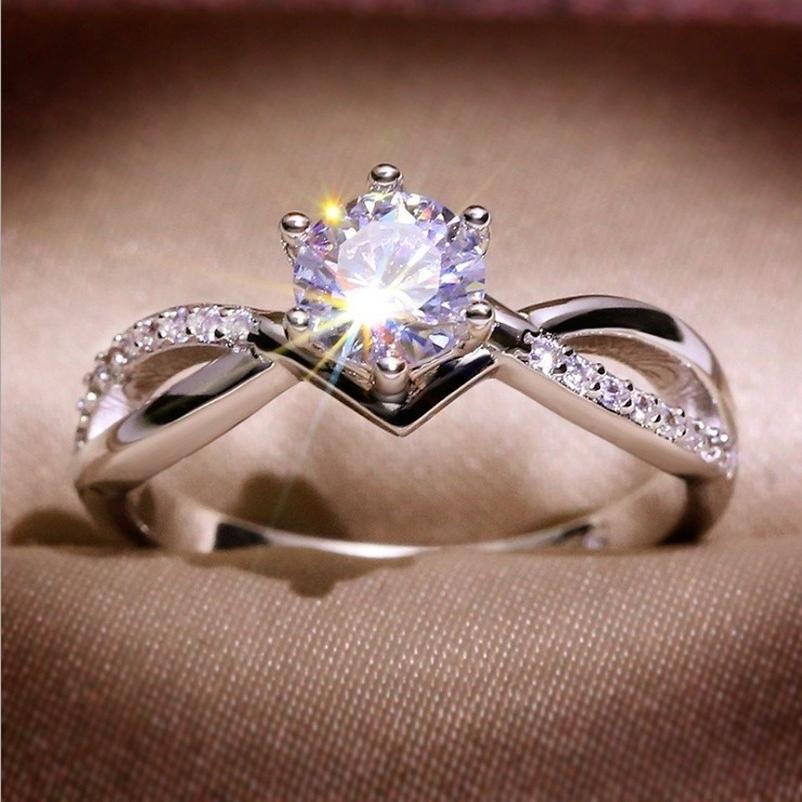 Exquisite Mode Silber Farbe Verlobungsring Frauen Glänzende Intarsien Zirkon Steine ​​Ring Braut Jahrestag Hochzeit Schmuck Geschenk 10 weiß von Joom DACH