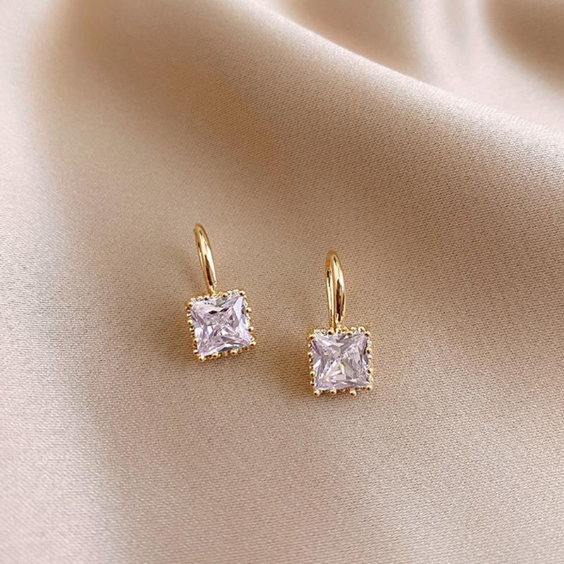 Exquisite Zirkon Quadrat Ohrstecker für Frauen Einfache Kompakte Quadratische Piercing Ohrringe Schmuck gold von Joom DACH