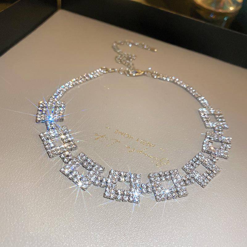 Exquisites High-End Diamant-Inlay-Halsketten-, Ohrring- und Armband-Set für Damen von Joom DACH