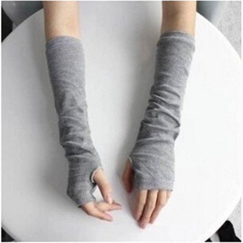 FAITOLAGI Modische Damen-Winter-Strickhandschuhe, Winter-Armstulpen, fingerlose lange Handschuhe one size hellgrau von Joom DACH