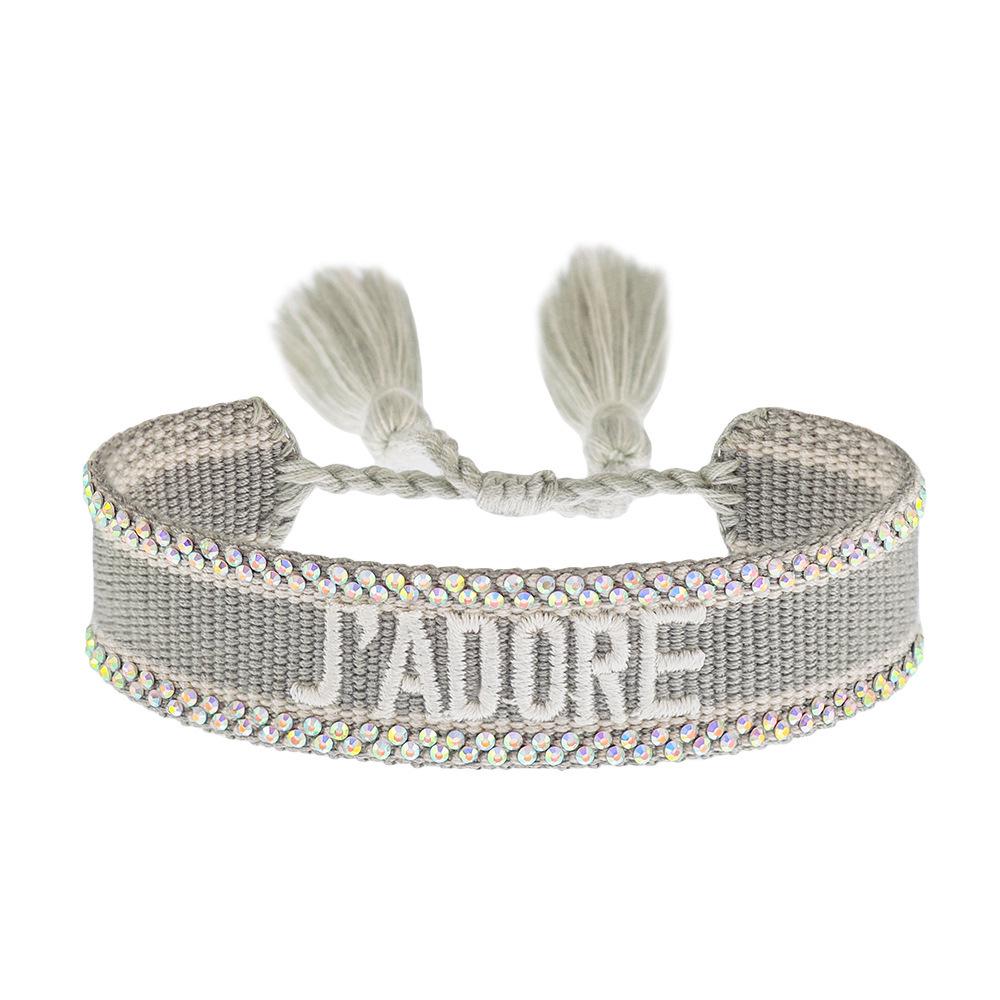 Farbenfrohes Diamant-geflochtenes Freundschaftsarmband mit gesticktem Buchstaben und Quaste von Joom DACH