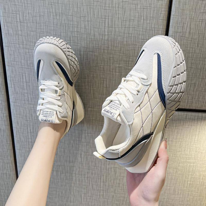 Farblich passende alte Schuhe Damen Frühjahr Neue Allgleiches Dicksohlen Retro Casual Sports Moral Trainingsschuhe 40 von Joom DACH