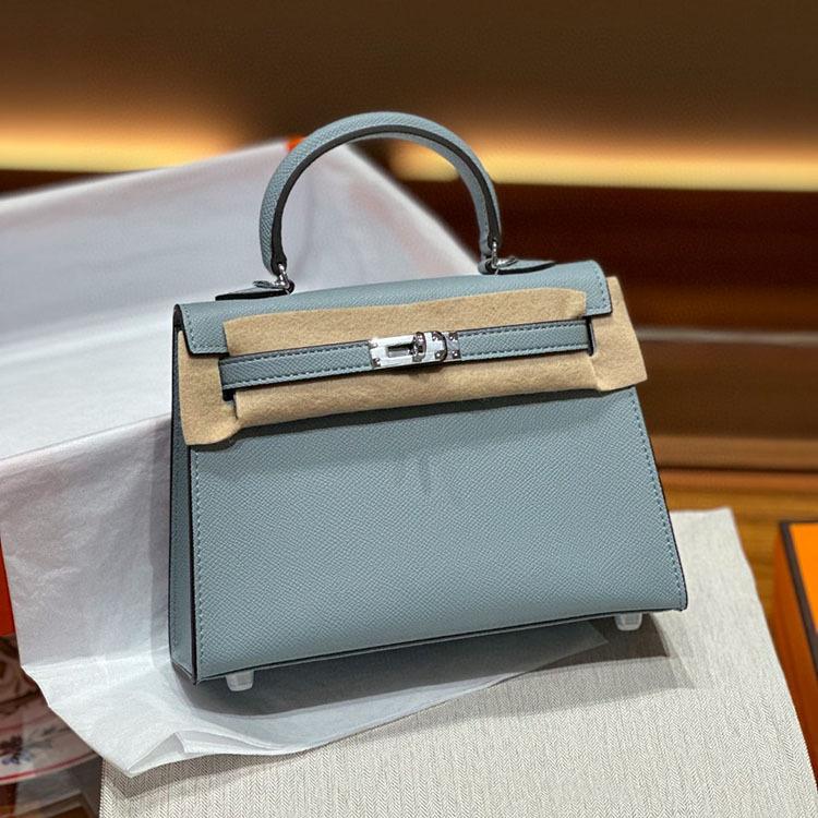 Fortschrittliche Tasche mit silberner Schnalle der zweiten Generation für Frauen, neues Modell, Handtasche aus Rindsleder mit Palmenmuster, Schultertasche, Umhängetasche, trendig 22x 15x 6cm+with gift box alizarin crimson von Joom DACH