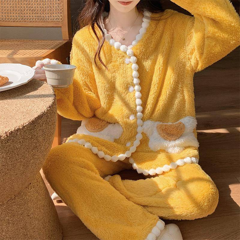 Französischer Stil Korallenvlies Pyjama Damen Herbst und Winter Cardigan Langarm Flanell zweiteiliger Pyjamaanzug XXL von Joom DACH