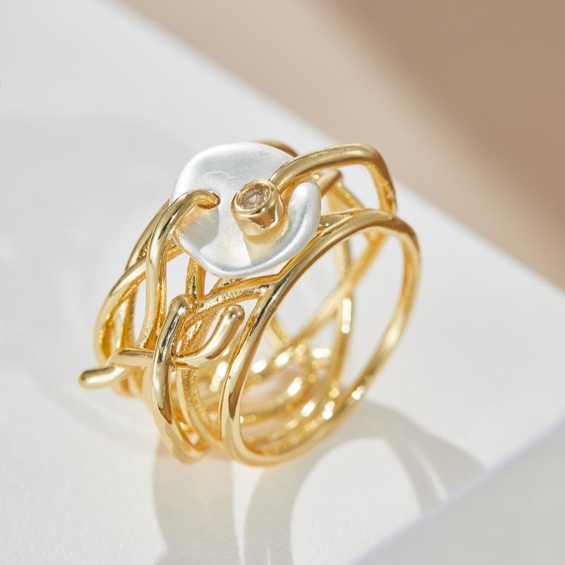 Französischer Vintage Nischen Geometrischer Hohl Unregelmäßiger Imitations Zirkon Ring Damen Persönlichkeit Kreativer Trend Party Zirkon 9 von Joom DACH