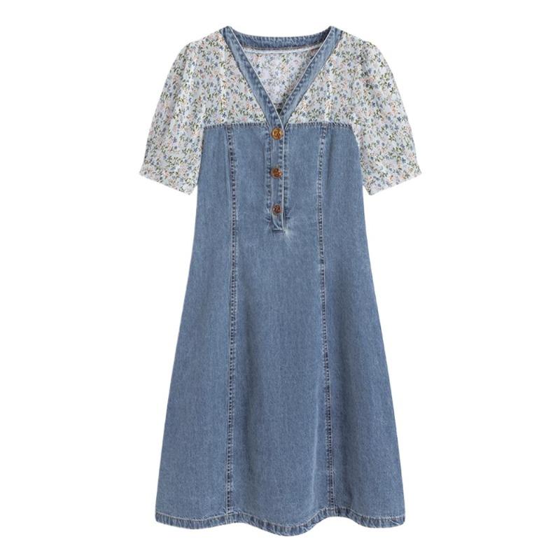 Französisches gefälschtes zweiteiliges Jeanskleid für Frauen im Sommer, neues Design, Nischen-Kurzarmrock mit Blumenmuster L von Joom DACH