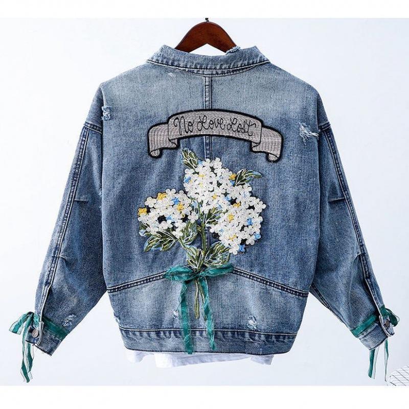Frauen Bestickte Jeansjacke Weiblichen Frühling und Herbst Lose Koreanische Version der Beliebten Kurzen Plus XXXXL Frauen Bestickte Jeansjacke Weiblichen Frühling und Herbst Lose Koreanische Version der Beliebten Kurzen Plus XXXXL von Joom DACH