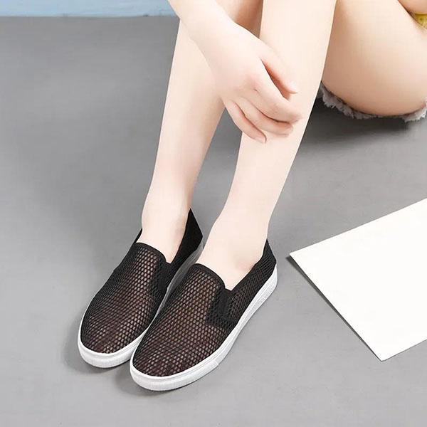 Frauen Frühling und Sommer Walking Laufschuhe Weibliche Weiche Sohle Nicht-slip Atmungsaktive Sportschuhe Große Größe Casual Flache Turnschuhe 35 schwarz von Joom DACH